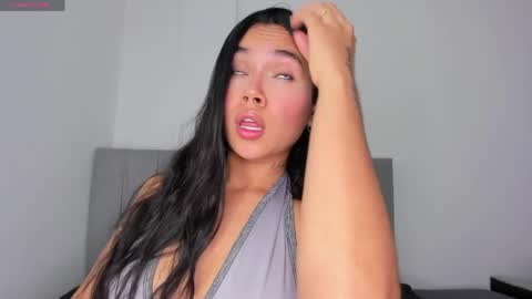 Jazly  online show from May 26, 2:35 pm