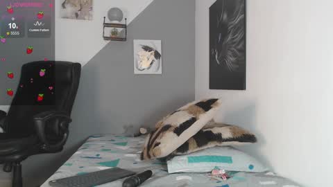 JAZMIN online show from February 2, 1:02 am