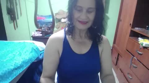 Snapshot of jazmin_rios chatting on February 17, 12:16 pm jazmim online show from February 17, 12:16 pm