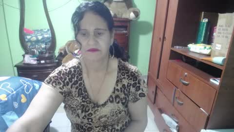 Snapshot of jazmin_rios chatting on February 20, 10:48 am jazmim online show from February 20, 10:48 am