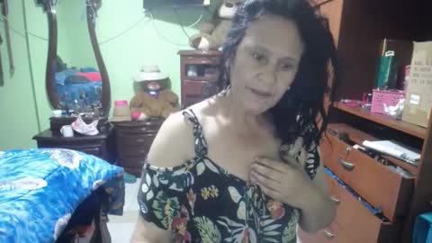 Snapshot of jazmin_rios chatting on February 28, 11:47 am jazmim online show from February 28, 11:47 am