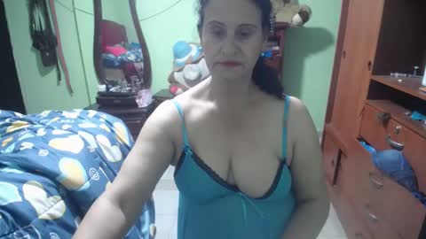 Snapshot of jazmin_rios chatting on March 3, 12:37 pm jazmim online show from March 3, 12:37 pm
