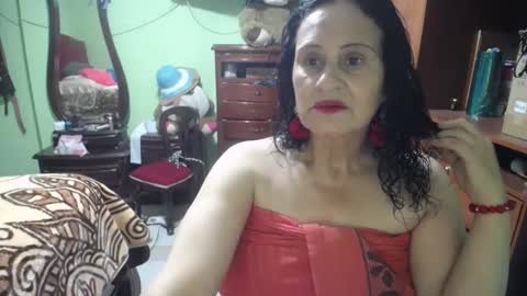 Snapshot of jazmin_rios chatting on March 10, 6:45 pm jazmim online show from March 10, 6:45 pm