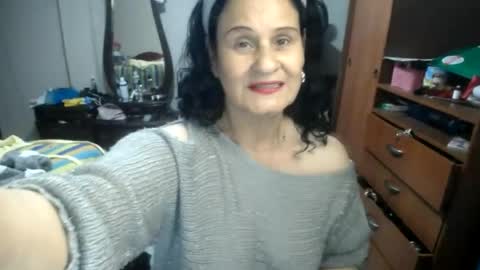 Snapshot of jazmin_rios chatting on June 28, 12:55 pm jazmim online show from June 28, 12:55 pm