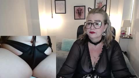 jazmin online show from January 4, 2:14 am