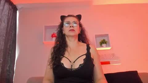 Snapshot of jazmin_steele chatting on March 12, 1:17 pm Jazmin online show from March 12, 1:17 pm