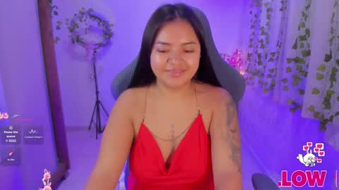 Jazmine online show from December 5, 8:11 am