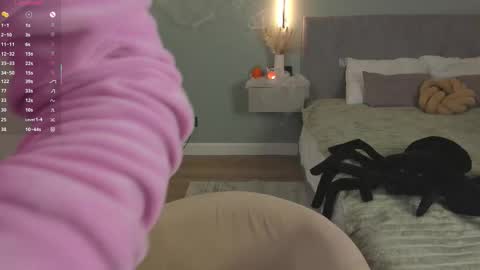 Mira the personal mirage D online show from October 31, 7:15 pm