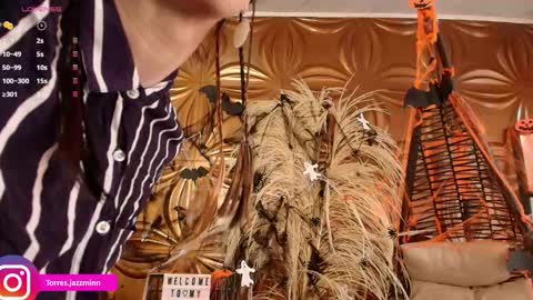 Jazmin online show from October 19, 1:34 pm