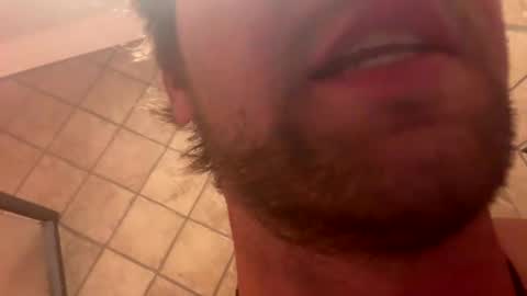Snapshot of jbare01534777 chatting on October 23, 5:29 am jbare01534777 online show from October 23, 5:29 am