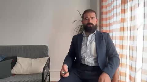 jbearbearbear online show from September 11, 10:48 am