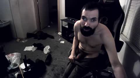 Snapshot of jburns87 chatting on December 18, 9:36 am jburns87 online show from December 18, 9:36 am