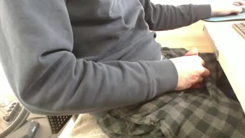 jc200000 online show from April 6, 5:03 pm