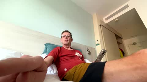 Jon online show from February 7, 8:33 am