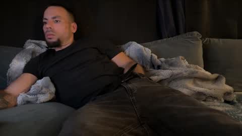 JcMax305 online show from March 13, 8:43 am