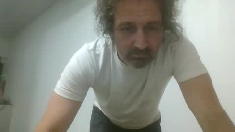 Snapshot of jcnat31cr chatting on December 2, 8:19 am JC NATTY online show from December 2, 8:19 am