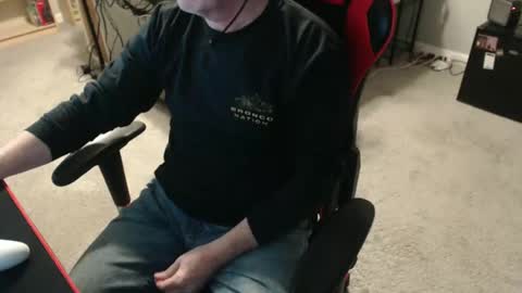 Snapshot of jcor13 chatting on December 14, 11:34 pm Jim online show from December 14, 11:34 pm