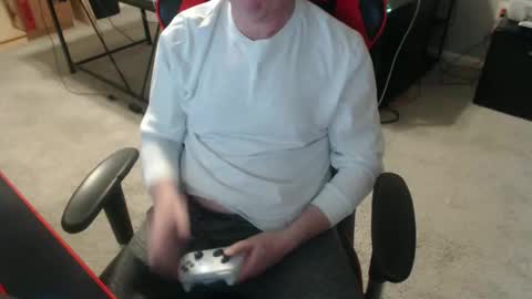 Snapshot of jcor13 chatting on March 5, 10:32 pm Jim online show from March 5, 10:32 pm