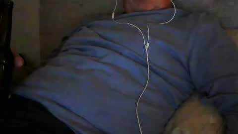 Snapshot of jcor13 chatting on October 26, 1:33 am Jim online show from October 26, 1:33 am