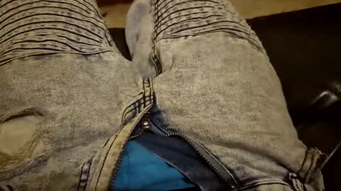 Snapshot of jdee1997 chatting on April 12, 11:15 am jdee1997 online show from April 12, 11:15 am