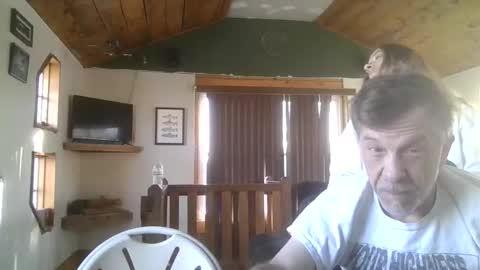 jdgiddy69 online show from February 19, 8:38 pm