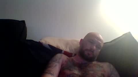 Snapshot of jdhduk chatting on May 15, 1:56 am JHD online show from May 15, 1:56 am