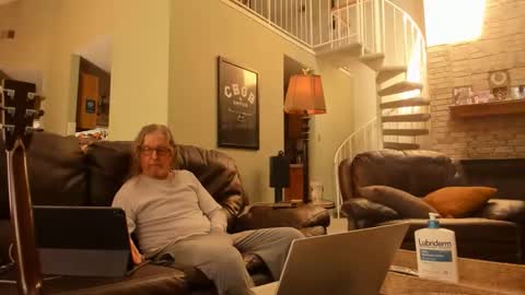 JDinEuless online show from October 31, 5:14 pm