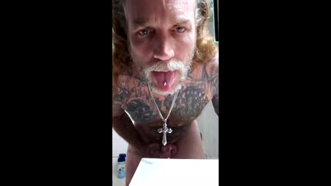 Snapshot of jdlicksgood chatting on December 23, 12:30 am jdlicksgood online show from December 23, 12:30 am