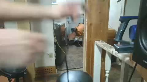 Snapshot of jdog00133 chatting on October 11, 11:20 am jdog00133 online show from October 11, 11:20 am