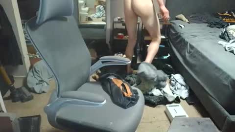 Snapshot of jdog00133 chatting on April 2, 9:56 pm jdog00133 online show from April 2, 9:56 pm