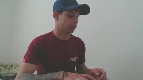 Snapshot of jeampier_sexy chatting on February 28, 9:44 pm jeampier_sexy online show from February 28, 9:44 pm