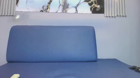 JEAN online show from February 22, 1:40 am