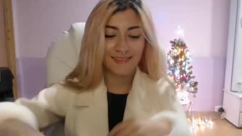 Jean online show from December 2, 1:47 am