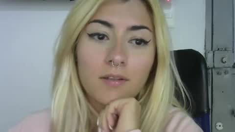 Jean online show from September 13, 9:47 pm