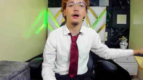 Snapshot of jean_tompson chatting on March 23, 7:40 pm Jean Rodriguez online show from March 23, 7:40 pm