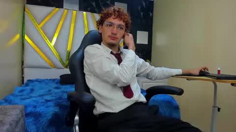 Snapshot of jean_tompson chatting on March 26, 1:06 pm Jean Rodriguez online show from March 26, 1:06 pm