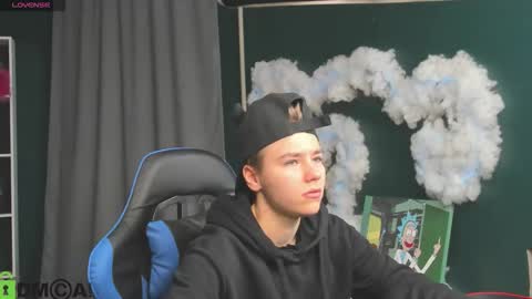 jean_wilsons online show from September 30, 10:20 am