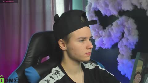 jean_wilsons online show from October 2, 10:33 am