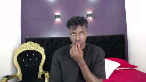 Snapshot of jeandante_ chatting on April 6, 6:09 pm Jeandante online show from April 6, 6:09 pm