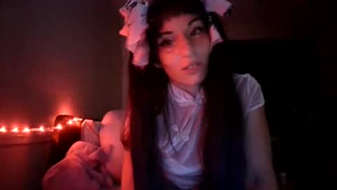 Snapshot of jeaniereed123 chatting on December 5, 7:49 am Selene Poker Goddess online show from December 5, 7:49 am