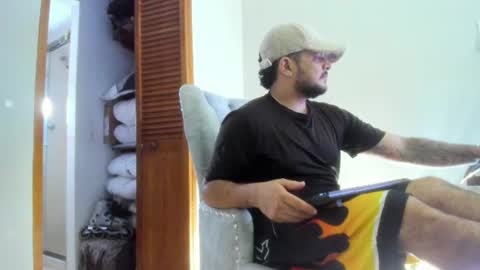 Jean alex  online show from June 18, 1:39 am