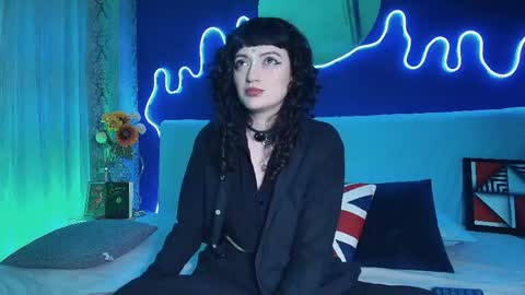 Jean online show from April 23, 7:38 pm