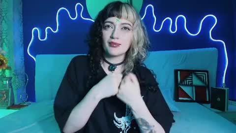 Jean online show from April 30, 8:57 pm