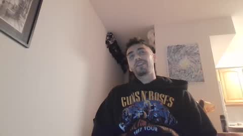 Snapshot of jeanpierbello7 chatting on December 10, 2:27 am jean pier bello Silva online show from December 10, 2:27 am