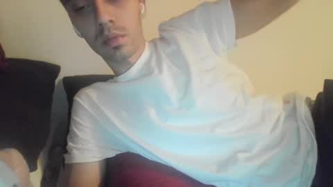 Snapshot of jeanpierbello7 chatting on February 4, 1:13 am jean pier bello Silva online show from February 4, 1:13 am