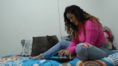 jeans_and_emma online show from February 25, 1:15 am