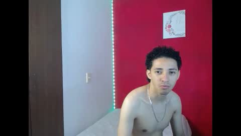 jeans_hot1 online show from February 12, 12:11 pm