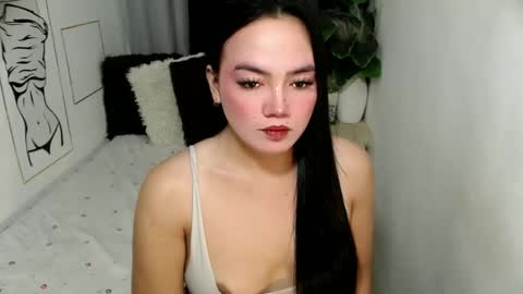 Jeanwants2play online show from May 5, 9:01 pm