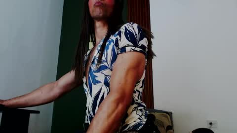 Snapshot of jeanys_sneider chatting on March 31, 1:55 pm Jeays online show from March 31, 1:55 pm