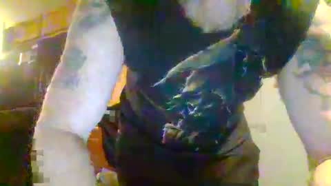 Snapshot of jearnold44 chatting on February 22, 5:23 am jearnold44 online show from February 22, 5:23 am